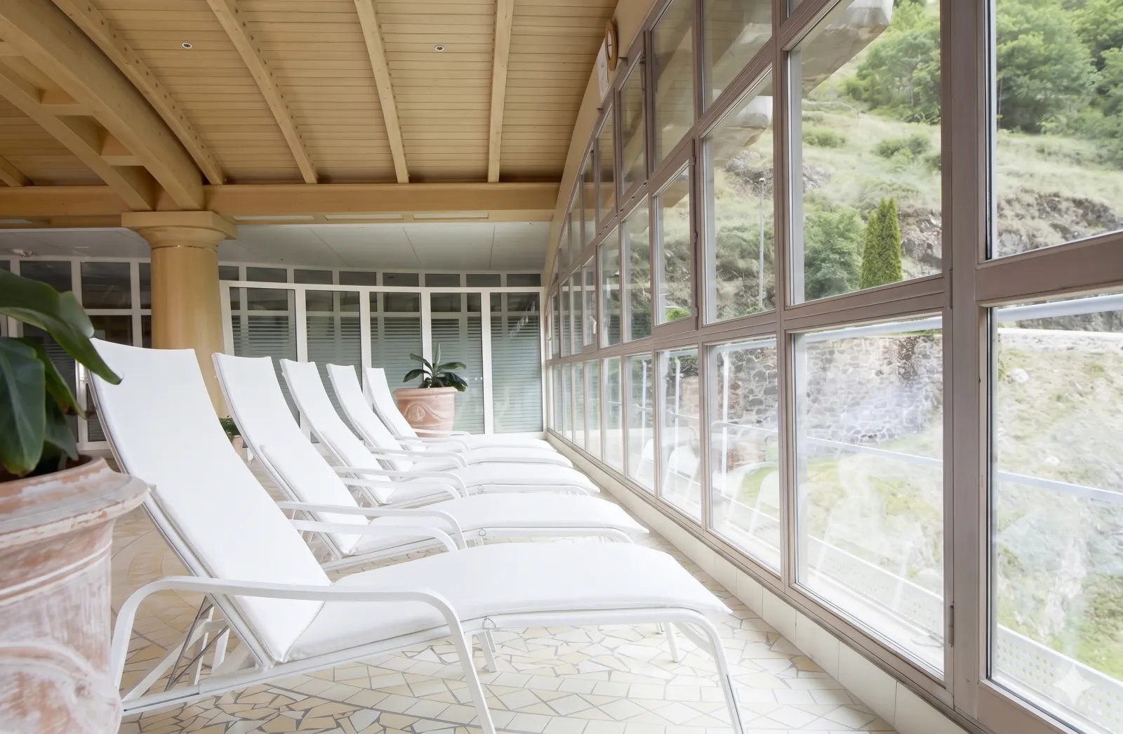 Les Thermes, Santé / bien-être / tourisme, Saint-Laurent-les-Bains